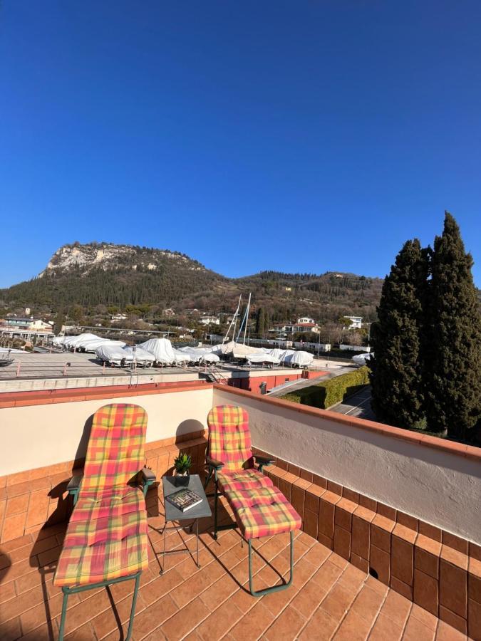 Favola Bella The Panoramic Penthouse Bardolino Exterior foto